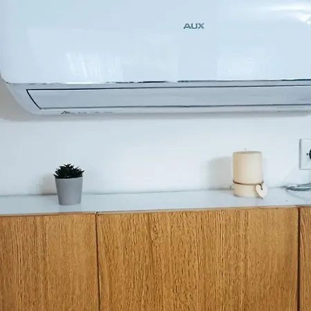 Io Apartment